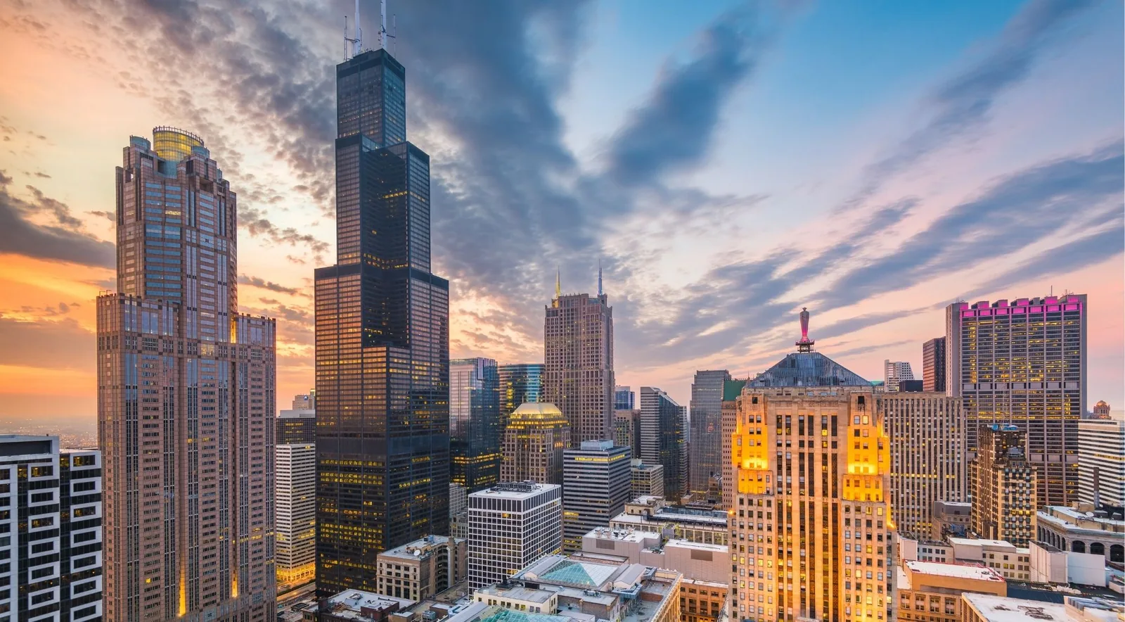 Chicago Big Bus hop-on hop-off included on All-Inclusive